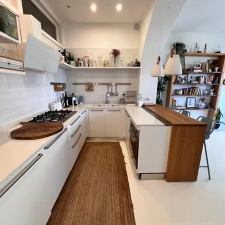 Casa Maddy Alojamento de Acomodação e Pequeno-almoço Capri