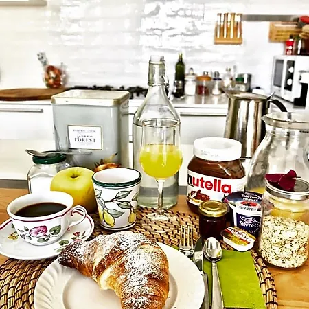 Casa Maddy Alojamento de Acomodação e Pequeno-almoço Capri