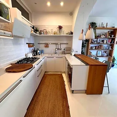 Alojamento de Acomodação e Pequeno-almoço Casa Maddy